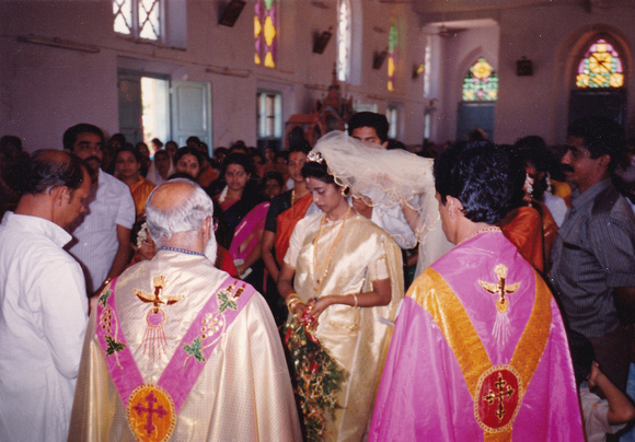 india_wedding-christian-goldchain